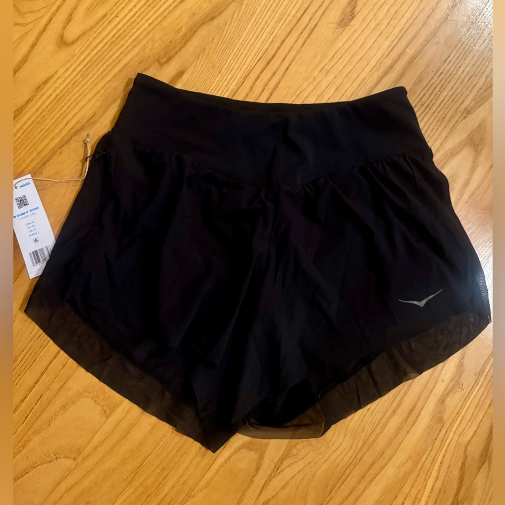 NWT HOKA Women’s Glide 4” Shorts XS